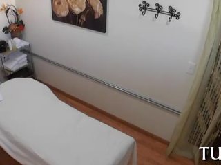Hot masseur is good at fucking