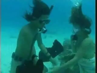 Aqua smutsiga video-